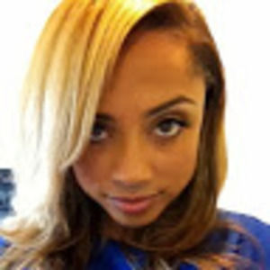Meet your Posher, Noelle